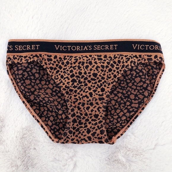 Victoria's Secret Intimates & Sleepwear Victorias Secret Leopard